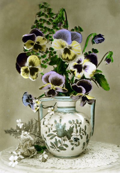 Vase de pensées c.1898 - French School